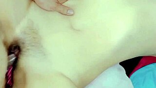 宿醉在家和继叔叔朋友操超饥渴