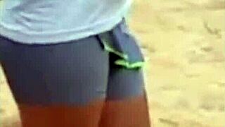 亚洲美女日式口交伺候大屌