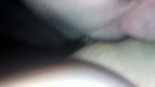 谁想钻这湿逼猛舔狂吸？