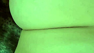 i love showing off my big natural tits as pornstar with balloon fun