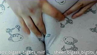 curvy latina shows huge cameltoe pussy lips in pajamas