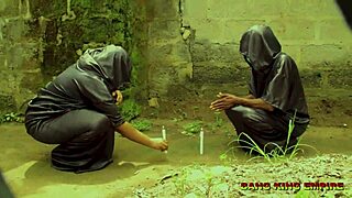 熟女骑乘大屌丛林高潮