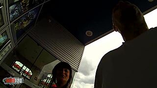 丰满法国大奶人妻Margaux Lenoir为钱潮吹硬干颜射