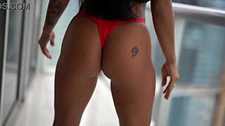 Camila Cortez And Sarah Lace Twerk Asses Wild!