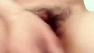 越南18岁美女直播脱光异域诱体