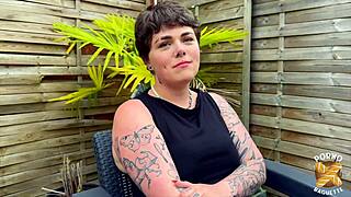 betty belle's gettin stuffed in evry hole by those guys!