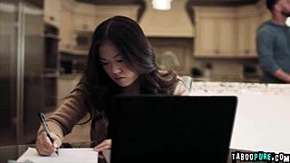 Lulu Chu Slimthick Vic Sexy Lesbian Lick Fingering Orgy