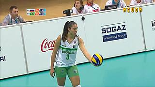 i can't stop staring at these hot brazilian under-20 volleyball babes they're so fit and sexy from usa voyeur view