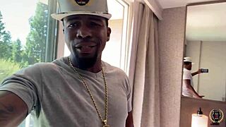 Rome major dumps cum deep inside yum the boss!