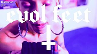 watch me make you cum using my dirty vans sneakers