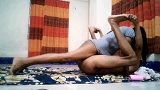 hanif pk pounds popy teen pussy hard with big cock tight ride