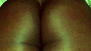 Amateur ebony homemade booty close-ups from behind