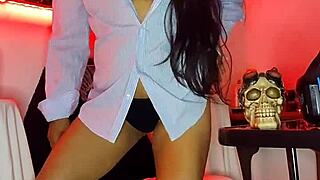 hey watch me perreo dance n masturbate til i cum for you!