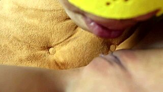 high school girl's pussy licked hard new241new