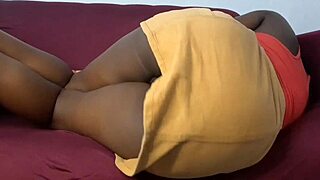 Horny Young Ebony Prostitute With Big Ass Rides Monster Cock To Orgasm