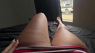 i love flashing pussy to neighbors from window while masturbating