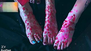 these feet only get wet from kinky bondage games huh??