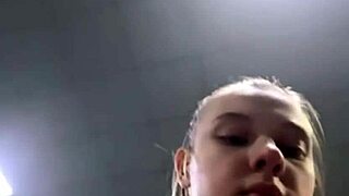 Horny Teens Fuck Public Close-Up Outdoor Quickie