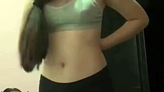 Tight 18-year-old neighbor slut spreads legs for 500 cash anal gaping