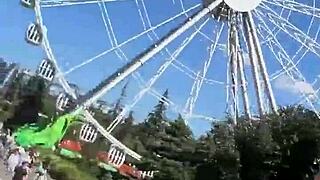 18-year-old teen gets a public blowjob in the park