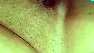 Girl sucks on a wet pussy in sexy encounter