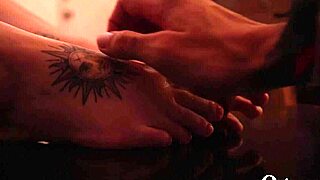 Colombian latina with big tits trains in foot fetishes by Cristian Cipriani.