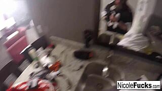 Hot behind the scenes second angle from Nicole Aniston scene 😍