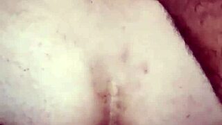 com meu cu laciado e hidratado o ursao pirocudo mete e goza novamente