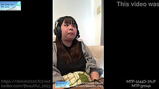 嘿，想看新人Sakura Asakura的自拍插入视频吗？