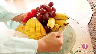 i wanna be an adult like koharu nishino, she's so pretty and cute