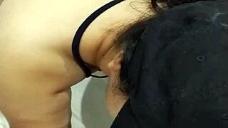 se la chupo a mi novio anilindura with big ass blowjob