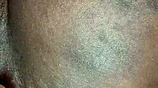 Can you handle this ebony fisting session?