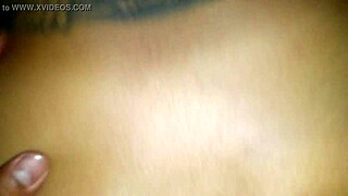 She sit on my verga, oh yeah!