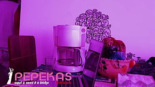 Vivi Guedez Oficial chama técnico para consertar PC, novinho trai esposa e não resiste 😈