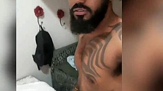 Want To See That Gay Amateur Cock Action?