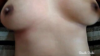 Indian girl Priya Bhabhi enjoys solo pussy fucking
