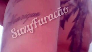 Latina Suzy Furacão toys on webcam 😏