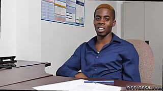 菲律宾明星猛男同志群P视频，跟兄弟们狂干