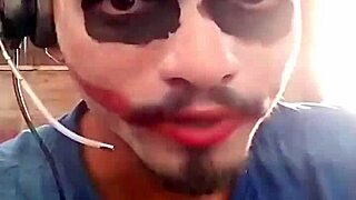 Joker fucking hard in the home office! 🔥