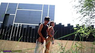 找地方野外干炮射嘴里？