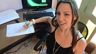 i'm eva, this latina colombian girl, masturbating solo on my computer, feeling so horny