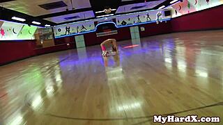 Bendy Girl Gets Licked During Roller Skating