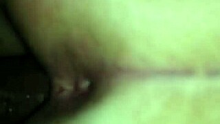 Colombiana se deja follar por el culo