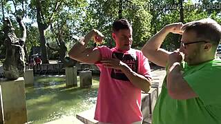 Kyra Hot邂逅Tad Pole激战