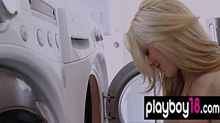 炸裂金发Lauren展示柔韧自然裸体？