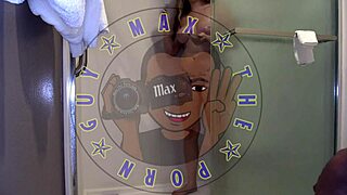 Harlow savvy squirts from head before deep creampie.