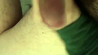 Watch this japanese guy masturbate in the toilet right after waking up?