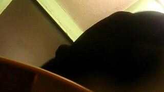 grabando chica en fiesta ewee 1