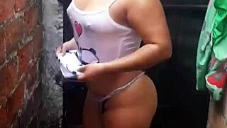 My cousin was horny and masturbated while bathing on floor