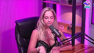 The little blonde is naked in the studio.